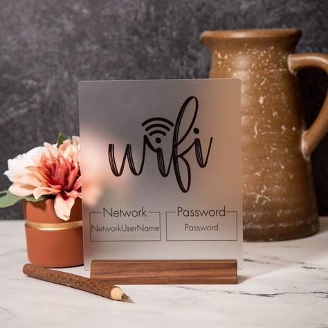 Cricut Wifi Password Sign, Cricut Business Sign, Acrylic Signs Home, Diy Wifi Password Sign, Diy Small Business Sign, Home Based Salon, Small Nail Salon Design Ideas, Small Business Decor, Home Based Salon Ideas