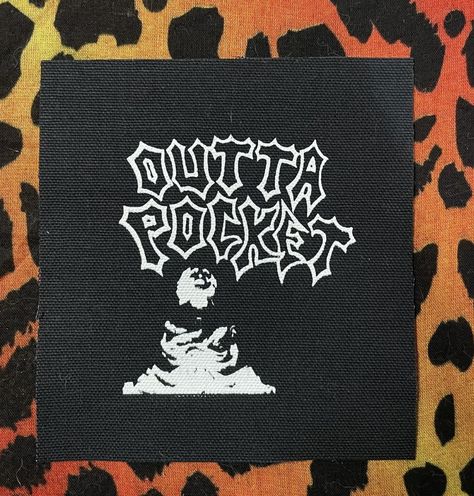 Diy Patches Punk, Clothes Inpso, Punk Symbols, Outta Pocket, Patch Ideas, La Dispute, Band Patches, Punk Patches, Battle Jacket