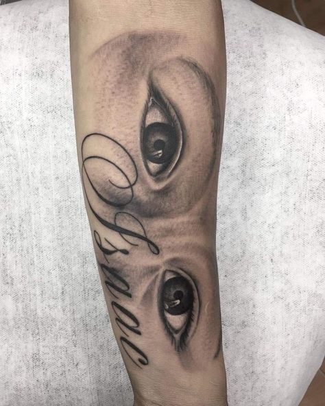 Baby Eyes Tattoo, Tattoo Of Eyes, Tattoo Layout, Baby Tattoo Designs, Pretty Hand Tattoos, Black Girls With Tattoos, Baby Eyes, Tattoo For Son, Arabic Tattoo