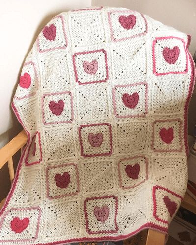 Heart Blanket Crochet Pattern, Heart Blanket Pattern, Crochet Heart Blanket, Valentines Blanket, Heart Blanket, Crochet Heart Pattern, Crochet Blanket Designs, Easy Crochet Baby, Valentines Crochet