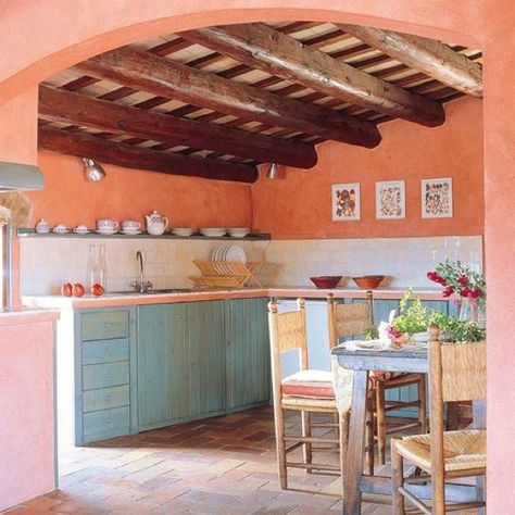 love it - stain the table the color of the cabinets - Coral and turquoise/ adobe & textured looking walls ~ my dream southwestern kitchen look!!!! Rustic Spanish Kitchen, Coral Kitchen, Rustic Italian Decor, Rustic Italian Home, Best Wall Colors, Spanish Kitchen, Colorful Kitchen Decor, House Of Turquoise, Rustic Italian