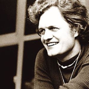 Harry Chapin Cat's in the Cradle. 70s Singers, Harry Chapin, Atlanta Rhythm Section, John Denver Pictures, Don Mclean, Cat Body, Cats Cradle, Cat Stevens, John Denver