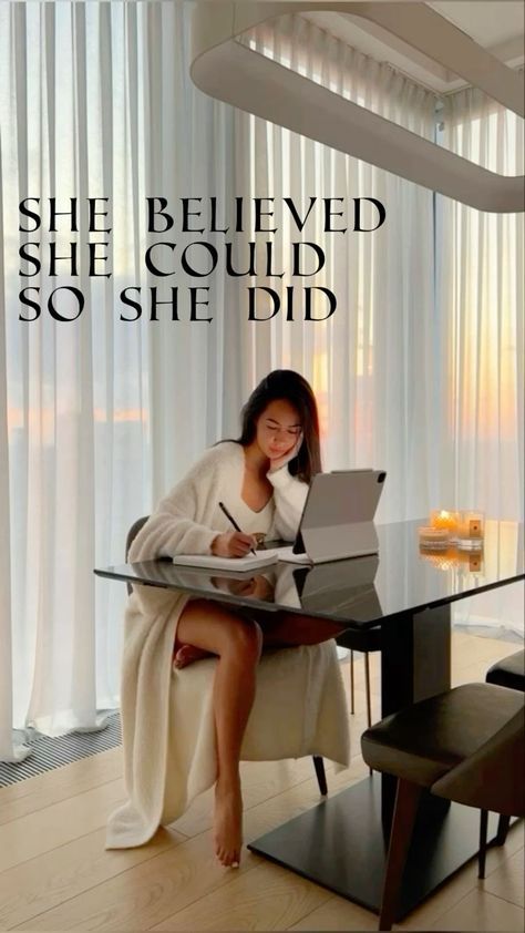 Luxury Work Aesthetic, Self Development Wallpaper, Work Hard Vision Board, Study Motivation Quotes Hard Work Wallpaper, Business Woman Wallpaper, Business Woman Lifestyle, Business Women Motivation, Business Woman Vibes, Financially Independent Women