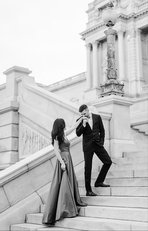 Versailles Engagement Photos, E Shoot Ideas Engagement Photography, Engagement Photo Elegant, Modern Romantic Engagement Photos, Washington Dc Photoshoot Couple, Dc Maternity Photos Washington, Dc Couple Photoshoot, Fountain Wedding Photos, Dc Monument Photoshoot