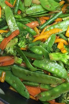 Easy Vegetable Stir Fry, Veggie Stir Fry Recipes, Veggie Stir Fry, Veggie Side Dishes, Snap Peas, Stir Fry Recipes, Veggie Dishes, Biryani, Vegan Dishes