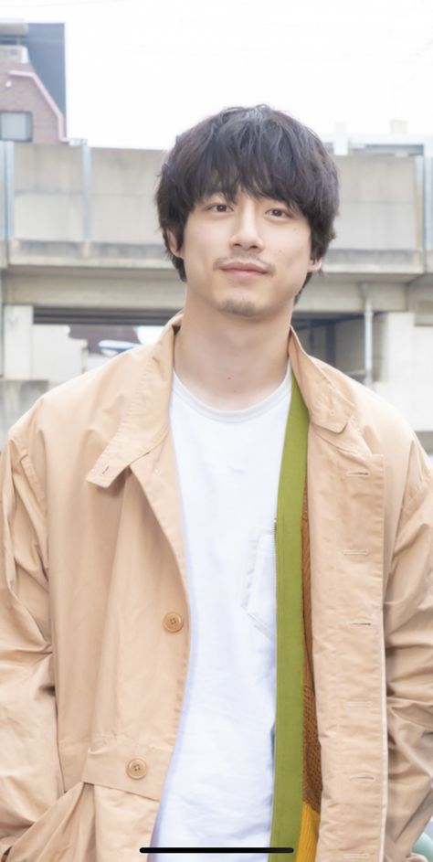 Kento Sakaguchi, Japanese Man Haircut, Sakaguchi Kentaro, Dad Aesthetic, Kentaro Sakaguchi, Korean Haircut, Mens Hairstyles Medium, Asian Men Hairstyle, Japanese Actors