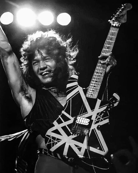 Van Halen 5150, Alex Michael, Alex Van Halen, Famous Guitars, White Van, Valerie Bertinelli, Rock Guitarist, Best Guitarist, Michael Anthony