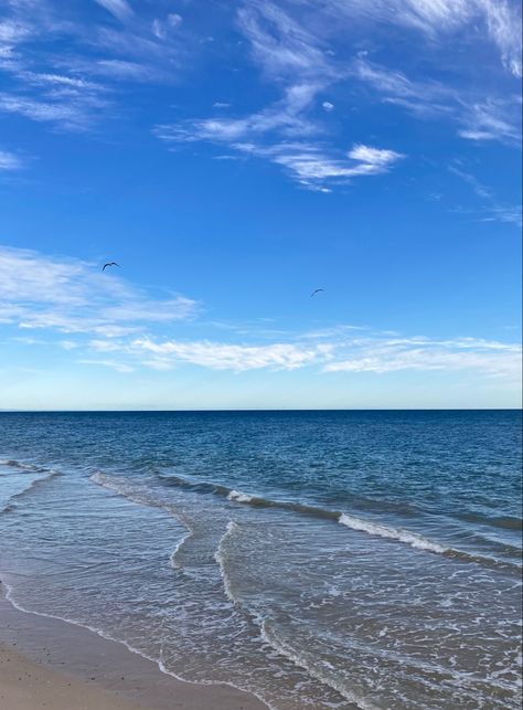 Henley beach, Adelaide. Pretty Stuff, Water