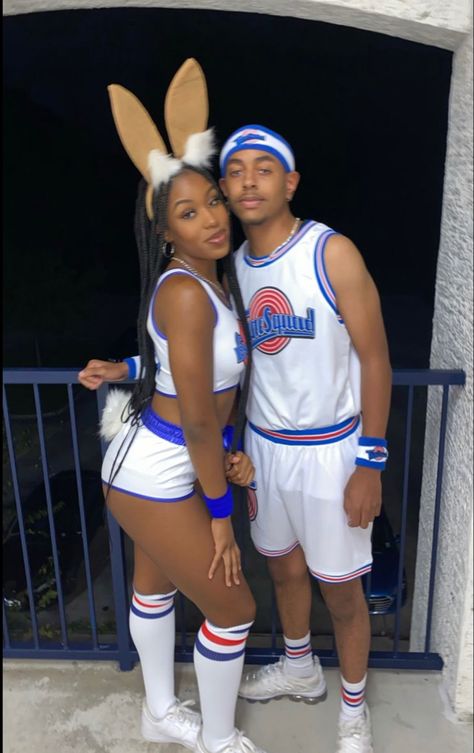 Cute Couple Halloween, Halloween Costume For Couples, Costume For Couples, Halloween Costumes Women Creative, Cute Couples Costumes, Matching Halloween Costumes, Image Couple, Hot Halloween Outfits, Couples Halloween Outfits