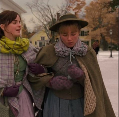 Meg And Amy March, Amy Little Women, Little Women Meg, Little Women Costumes, Amy March, Little Women 2019, Meg March, Iconic Films, Sick Of People