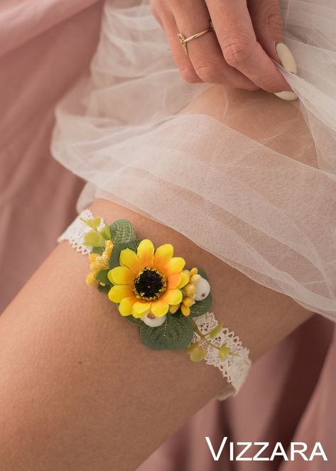 Sunflower Garter Belt, Wedding Sunflowers, Personalized Wedding Card Box, Unity Candles, Rustic Wedding Rings, Wedding Unity Candles, Personalized Wedding Guest Book, Unity Candle Sets, 1 Cake