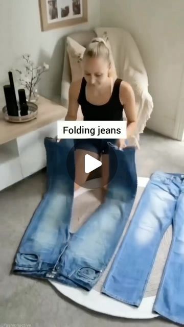 Dress Queen on Instagram: "Life hack- Folding jeans 👖 🎥 effectivespaces . . . . . .. #closetorganization#closetgoals #tshirtslovers #tshirtlife #folding #clothesmentor #foldinghacks #foldingclothes #bedroomgoals #homehacks #lifehacking #lifehack #hack #hacks #momlife #organisedhome #organisingtips #organizing #betterhomesandgardens #effectivespaces  #videotutorial #learnwithme #packing #outfits #travel #folding #organizing #hacks #tips #packinghacks #tutorial #packingtips  #travelhacks" Folding Dress Pants For Travel, Packing Outfits, Folding Tricks, Fold Pants, How To Fold Pants, Folding Hacks, Folding Jeans, Organizing Stuff, Dress Queen