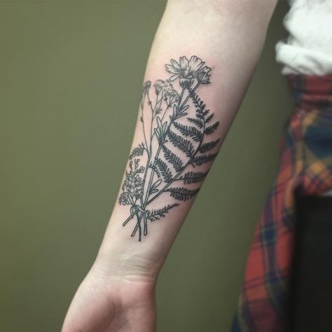 Fern, yarrow, lilac, and stiff tickseeds flower for Mollie, thank you! #tattoo #botanical #botanicaltattoo #botanicalillustration #fern #lilac #yarrow #blackwork #linework #lineworktattoo #ladytattooers #girlswithtattoos #philadelphia #eastfalls Ferns Tattoo, Botanical Tattoo Sleeve, Wildflowers Tattoo, Lilac Tattoo, Flower Bouquet Tattoo, Fern Tattoo, Leaf Tattoo, Bouquet Tattoo, Wildflower Tattoo