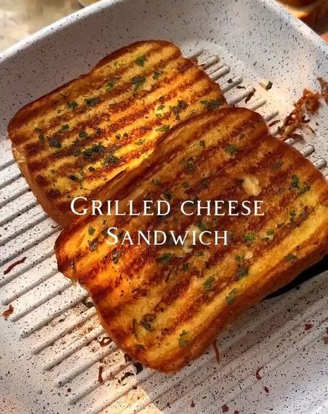 Delicious food , recipes on Instagram: "1,2 or 3? Which recipe by @simplecooq would you try? 1️⃣ Grilled cheese Sandwich🧀 2️⃣ Pesto Lemon Pasta 3️⃣ Garlic bread Recipes in the comments⬇️ 🎥 & recipes by @simplecooq • • • • • #foodstyling #foodstagram #foodlover #foodpics #foodlovers #food #foodphotography #fooddelicious #foodporn #foodart #foodpornography #foodlove #fastfoodjunkie #fastfoodporn #fastfoodlife #eating" Classic Grilled Cheese, Garlic Bread Recipe, Tasty Recipes Videos, Cheap Healthy Meals, Lemon Pasta, Quick Recipes Snacks, Family Eating, Delicious Snacks Recipes, Cheese Sandwich