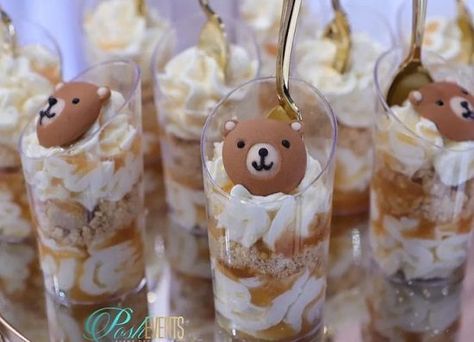 Teddy Bear Baby Shower Ideas, Bear Themed Baby Shower Ideas, Bear Baby Shower Ideas, Smores Ideas, Teddy Bear Baby Shower Theme, Bear Baby Shower Cake, Mesas Para Baby Shower, Teddy Bear Baby Shower Invitations, Baby Shower Sweets