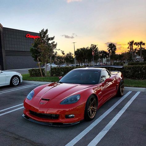 Chevrolet Corvette C6 Z06 painted in Red w/ a set of Vossen HC-1 wheels finished in Brickell Bronze  Photo taken by: @brian_vossen on Instagram  Owned by: @brian_vossen on Instagram C6 Corvette Z06, C6 Zr1 Corvette, C6 Z06 Corvette, 2006 Corvette, Zo6 Corvette, Corvette C6 Z06, Chevy Corvette Z06, C6 Z06, C6 Corvette