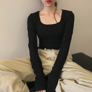 Black Long Sleeve Outfit, Long Sleeve Top Outfit, Fall Knit Sweater, Egirl Clothes, Tøp Aesthetic, Cargo Pants Outfit, Prom Dress Inspiration, Top Outfit, Square Neck Top