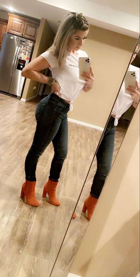 Orange Boots Outfit, Orange Ankle Boots, Ankle Boots Outfit, Orange Boots, Boots Outfit Ankle, Booties Outfit, Rusty Orange, Boots Style, Boots Outfit