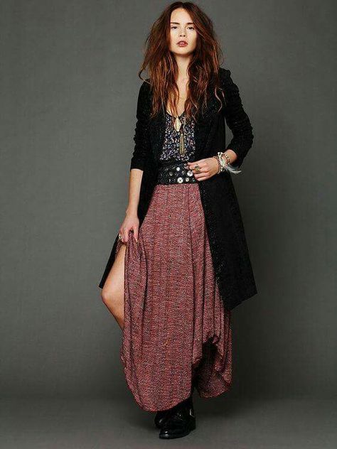 #bohemianstyle Look Hippie Chic, Boho Rocker, Look Boho Chic, Estilo Hippie, Mode Boho, Boho Look, Hippie Chic, Hippie Style, Outfits Casuales