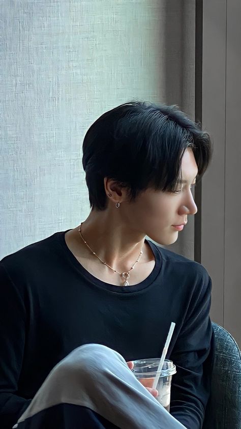 Ten Lee Boyfriend Material, Ten Wayv, Ten Nct, Ten Lee, Ten Chittaphon, Nct Ten, Kpop Boys, Bts Book, Kpop Boy