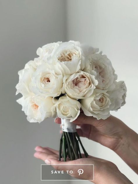 City Hall Bouquet, Single Bloom Wedding Bouquet, Single Bloom Bouquet, White Roses Bridal Bouquet, White Roses Wedding Bouquet, Bridal Bouquet White Roses, White Roses Bouquet, Wedding Brainstorming, Roses Bridal Bouquet