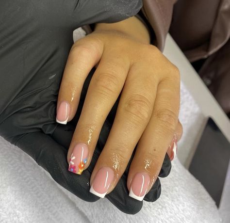 Nails Builder Gel Design, Builder Gel Nails Design Short Summer, Manicure Ideas For Short Nails Natural, Summer Acrylic Nail Designs 2024, Mallorca Nails, Short Nail Ideas, Holiday Acrylic Nails, French Manicures, Change Of Seasons