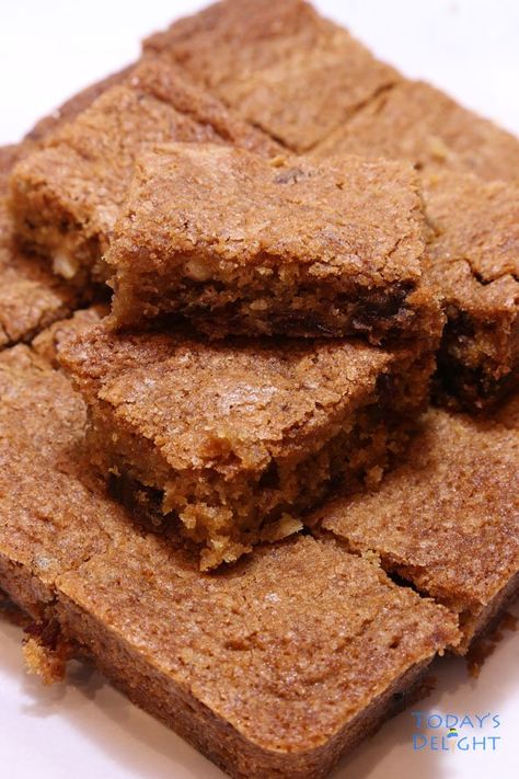 Food For The Gods Recipe via @todaysdelight8888 Snickerdoodle Blondie, Toffee Blondies, Food For The Gods, Blondie Recipe, Heath Bar, Filipino Food Dessert, Baking School, Butter Toffee, Diy Desserts