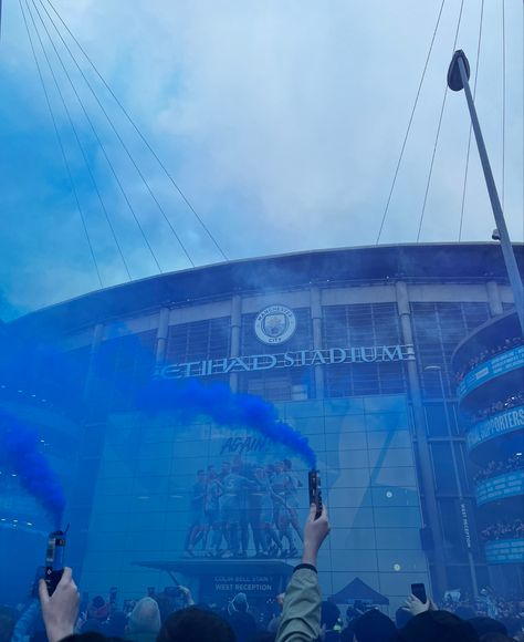 #blue #manchester #mancity #manchestercityfc #football Man City Aesthetic, Manchester City Aesthetic, Footballers Wives, Football Banner, Liam And Noel, Phil Foden, Manchester City Football Club, Spiderman Pictures, Blue Football