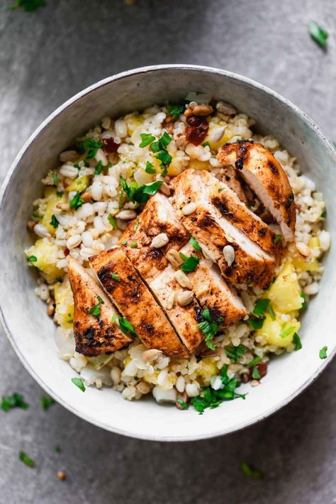 Chipotle Chicken and Pineapple Barley Bowls Lemon Chickpea, Sunday Fall, Chickpea Cakes, Chicken Ring, Chicken And Pineapple, How To Cook Barley, Easy Chicken Breast, Short Rib, Chipotle Chicken