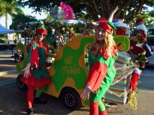 South Seas Golf cart parade elf Golf Cart Decorations For Christmas, Golf Cart Decorating Ideas For Christmas, Golf Cart Parade, Golf Cart Decorations, Gold Cart, Golf Cards, Christmas Golf, Mardi Gras Parade, Parade Float