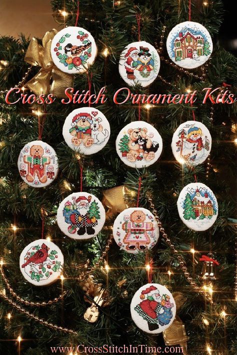 Elegant Christmas Tree Decorations, Elegant Christmas Trees, Xmas Cross Stitch, Unique Christmas Ornaments, Christmas Ornament Wreath, Cross Stitch Christmas Ornaments, Diy Cross Stitch, Ornament Kit, Cross Stitch Patterns Christmas