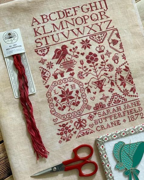 Alphabet Sampler Cross Stitch, Embroidery Sampler Vintage, Victoria Sampler Cross Stitch, Samplers Gallery.ru, Antique Cross Stitch Samplers, Reproduction Samplers Cross Stitch, Red Cross Stitch, Cross Stitch Christmas Stockings, Cross Stitch Sampler Patterns