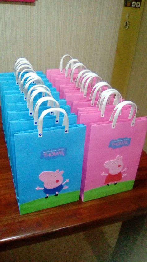 Pegga Pig, Peppa Pig Gifts, Peppa Pig Birthday Decorations, Peppa Pig Dress, Peppa Pig Birthday Party Decorations, Birthday Party Goodie Bags, Peppa Pig Cake, Peppa Pig Birthday Party, Pepa Pig