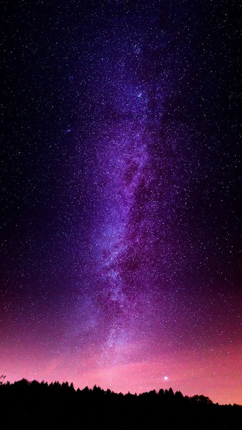 Purple Galaxy Wallpaper, Night Sky Painting, Space Phone Wallpaper, Night Sky Photography, Earth Pictures, Sky Night, New Retro Wave, Night Sky Wallpaper, Starry Nights