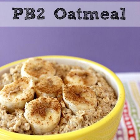 PB2 Oatmeal with Almond Milk is a quick heart healthy breakfast option.  Made with powdered peanut butter and oats, this is a great recipe!Happy Thursday!  Today I have a quick and healthy breakfast recipe to share with you.  This PB2 Oatmeal is packed full of nutritious ingredients and will keep you full for hours. I don't know about you but I just hate making breakfast.  I'm not a morning person and I'm hungry when I get out of bed.  I need something fast!  This oatmeal fits all the requires f Pb2 Oatmeal, Peanut Butter And Oats, Oatmeal With Almond Milk, Pb2 Recipes, Heart Healthy Breakfast, Quick And Healthy Breakfast, Powdered Peanut Butter, Making Breakfast, Healthy Breakfast Recipe