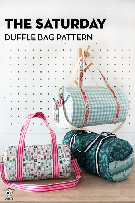 Learn how to make a cute, round duffle bag with our Saturday Bag Duffle Bag sewing pattern. Designed by Melissa Mortenson of polkadotchair.com this versatile bag make a great weekend bag! Diy Dance Bag, Diy Duffle Bag, Duffle Bag Pattern, Duffel Bag Pattern, Duffle Bag Patterns, Teaching Sewing, Small Duffle Bag, Mini Duffle Bag, Polka Dot Chair