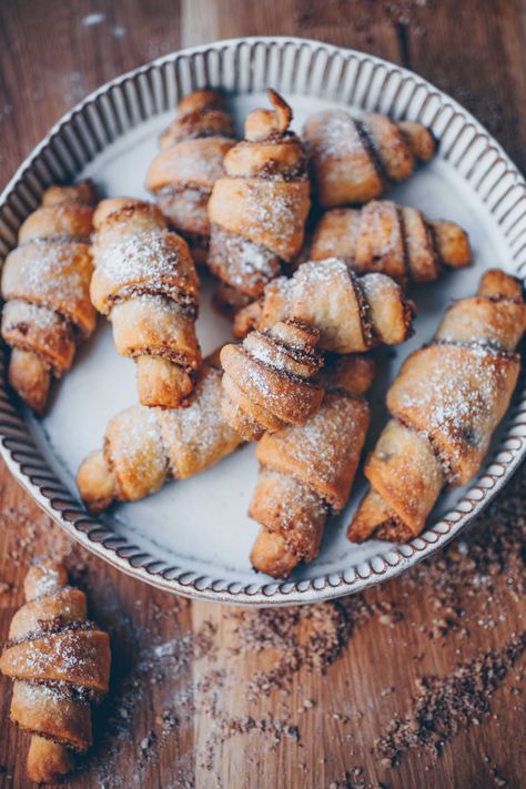 rugelachDSC Vegan Rugelach Recipe, Vegan Rugelach, Short Pastry, Cinnamon Recipes, Food Advertising, Vegan Cream Cheese, Baked Goodies, Vegan Cake, Vegan Sweets