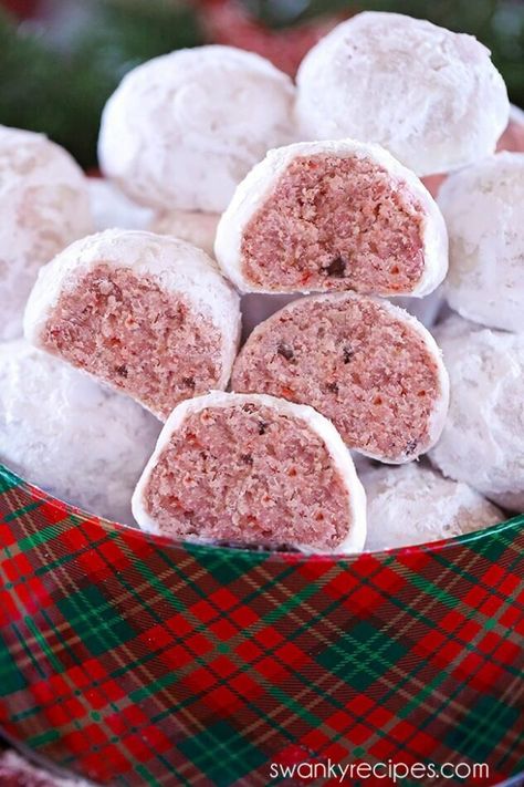 Cherry Snowballs, Cherry Snowball Cookies, Russian Tea Cakes Cookies, Mexican Wedding Cake Cookies, Russian Tea Cookies, Pecan Crunch, Pecan Balls, Cherry Recipes Dessert, Snowballs Recipe