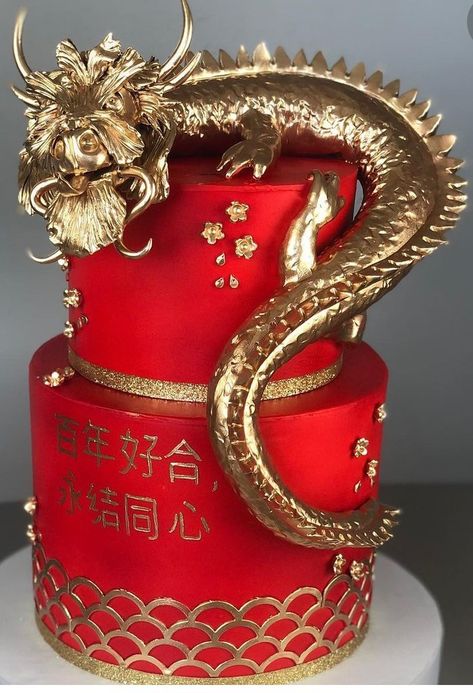 Chinese Dragon Cake Ideas, Japanese Cakes Aesthetic, Chinese Cake Design, Chinese Birthday Party Ideas, Chinese Dragon Cake, Chinese Birthday Cake, Chinese Wedding Cake, Money Birthday Cake, Chinese New Year Cake