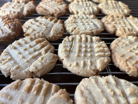 Cookie Recipes With Shortening, Cookie Recipes Using Shortening, Cookies Using Shortening, Skippy Peanut Butter Cookies, Cookies With Shortening, Crunchy Peanut Butter Cookies, Skippy Peanut Butter, School Cafeteria, Peanut Butter Cookie Recipe