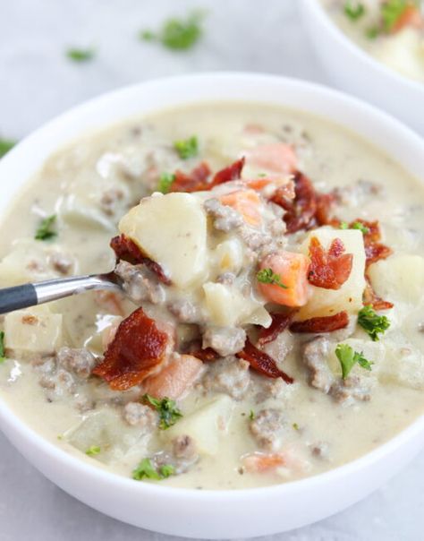 Cheeseburger Chowder Soup, Soup Whole 30, Cheeseburger Soup Recipe, Crispy Parmesan Potatoes, Slow Cooker Turkey Chili, Beef Potatoes, Cheese Burger Soup Recipes, Crockpot Soup, Paleo Soup