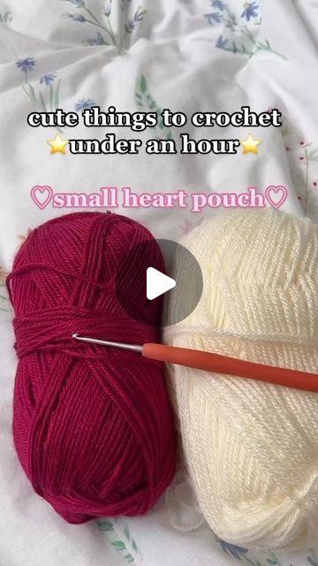 Daily Crochet and knitting on Instagram: "Cute things to crochet in under 1 hour🌺 What do you think? • like & share💭 @brilliantknits - daily crochet art🧶 Artist: sophiephie98 (on TT)" Under An Hour Crochet, Things To Crochet In 1 Hour, What To Crochet When Bored, Cute Things To Crochet, Things To Crochet, Crochet And Knitting, Granny Squares, Crochet Art, Crochet Granny