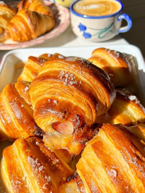 Homemade Sourdough Croissants Recipe - BRIGHT MOMENT CO. Goat Cheese Puff Pastry, Blackberry Goat Cheese, Sourdough Croissants, Pastry Twists, Croissants Recipe, Puff Pastry Twists, Everything Sourdough, Sweet Appetizer, Cheese Puff