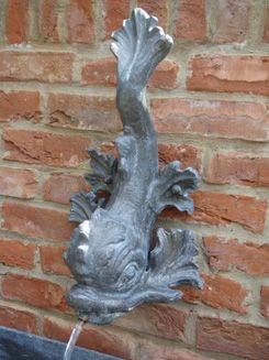 Dolphin Fountain Spout Fish Fountain, Decorative Downspouts, Fountain Spout, Sea Creatures Art, Pool Water Features, Cast Iron Tub, Wall Mask, Fish Sculpture, Wall Fountain