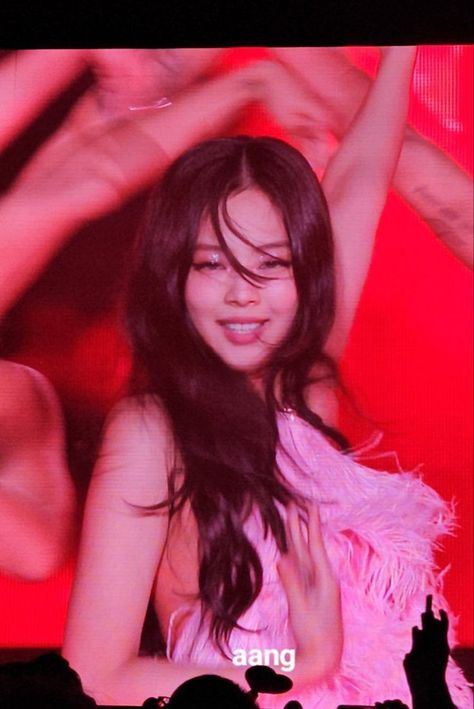 Jennie Pics, Jennie Born Pink, Kaptan Jack Sparrow, Estilo Real, Born Pink World Tour, Pink Tour, Jen Videos, All Eyes On Me, Jennie Kim Blackpink