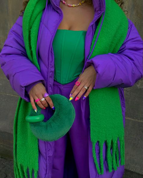 green purple outfit, colorful, style, colorful fashion, purple coat, textures, colorful winter fashion Green With Purple Outfit, Orange And Red Outfit Color Combos, Full Purple Outfit, Violet And Green Outfit, Purple And Green Outfits For Women, Green Combo Outfit, Violet Outfit Ideas, Green Outfit Black Woman, Purple And Green Outfits