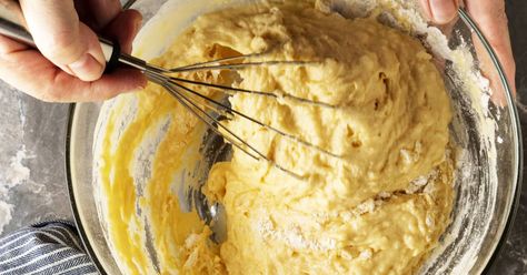 The Whipped Ingredient You Should Be Adding To Boxed Cake Mix Two Ingredient Desserts, Boxed Cake, Pizza Sauce Homemade, Cake Mixture, Cooking Hacks, Box Cake Mix, Dessert Ingredients, Smart Cooking, Baking Mix