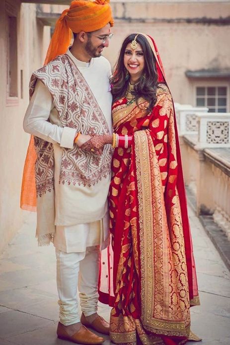 Bridal saree inspiration White Bride And Groom, Red Saree Wedding, Saree Inspiration, Reception Saree, Bride And Groom Outfits, Indian Bridal Sarees, Indian Bride Outfits, Red Indian, White Bride