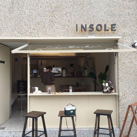 Japanese Coffee Shop, Cafe Exterior, Small Coffee Shop, Small Cafe Design, Coffee Shop Interior Design, Cafe Concept, Cafe Shop Design, Coffee Shop Aesthetic, Small Cafe