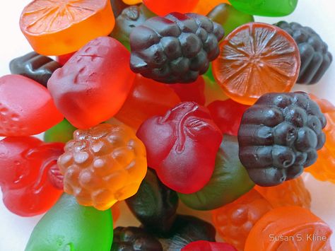 Gummy Fruit Freakshakes Recipe, Rethink Your Drink, Kristina Webb, Rainbow Treats, Healthy Energy Drinks, Energy Smoothies, Candy Drinks, Sugar Candy, Sour Candy